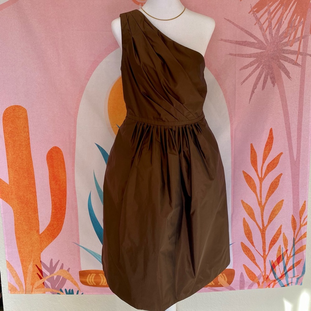 Carmen Marc Valvo Evening Dress w/ Pockets, size 6